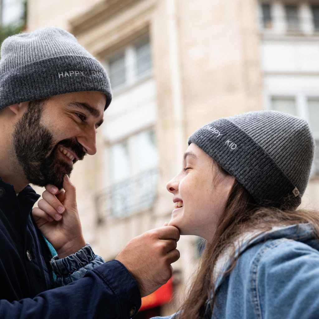 Bonnet Happy Kid Mum ou Dad Enfant ou Adulte