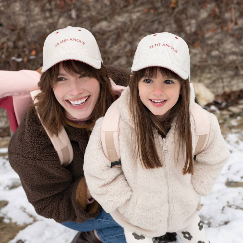 casquette-bebe-enfant-parent-chamaye-assorti-papa-maman-enfant-casquette-papa-fils-cadeau-fete-des-peres-casquette-mere-fille-cadeau-naissance-maman-bebe-cadeau-original-famille-casquette-personnalisable-broderie-petit-grand-amour