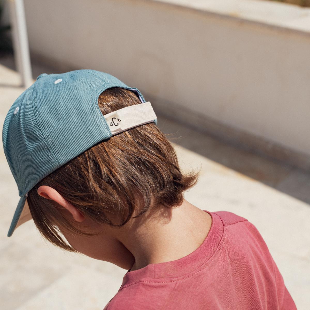 casquette-old-school-bebe-enfant-parent-chamaye-assorti-papa-maman-enfant-cabas-papa-fils-cadeau-naissance-maman-bebe-cadeau-original-famille-personnalisable-broderie