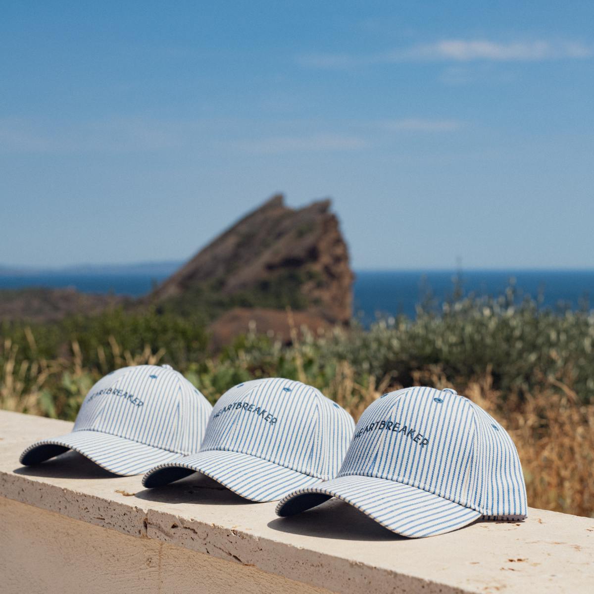 casquette-heartbreaker-bebe-enfant-parent-chamaye-assorti-papa-maman-enfant-cabas-papa-fils-cadeau-naissance-maman-bebe-cadeau-original-famille-casquette-brodée-personnalisable-broderie