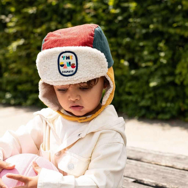 chapka-bebe-enfant-chamaye-protection-froid-hiver-bebe-enfant-ecusson-the-gang-chapka-moumoute-velours-cotele-cadeau-noel-enfant-mode-cadeau-famille-parent-enfant-pas-cher 
