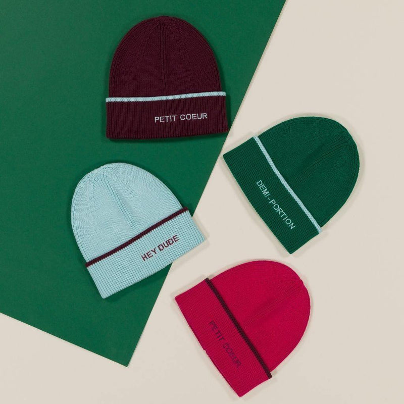 bonnet-bebe-enfant-chamaye-broderie-hey-dude-duo-parent-enfant-cadeau-pere-fils-look-mere-fille-idee-fete-des-meres-cadeau-famille-noel