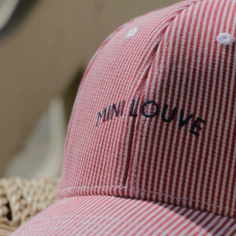 casquette-bebe-enfant-chamaye-broderie-mini-louve-maman-louve-idee-cadeau-originale-fete-des-meres-look-mere-fille