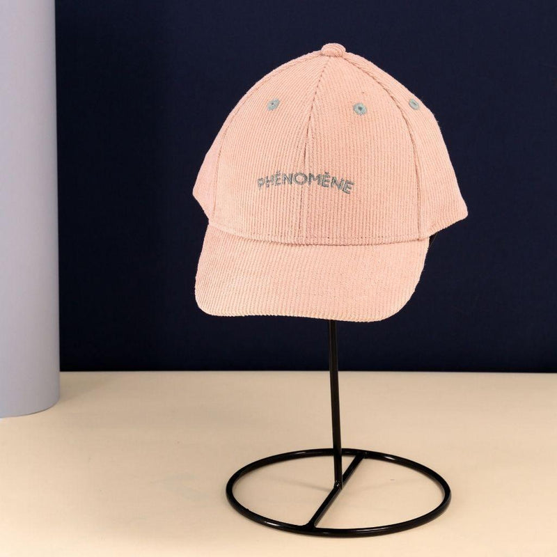 casquette-famille-chamaye-broderie-phenomene-idee-cadeau-parent-enfant-chapeau-hiver-bebe-cadeau-famille-noel-chamaye-casquette-velours-matchy-matchy-look-mere-fille