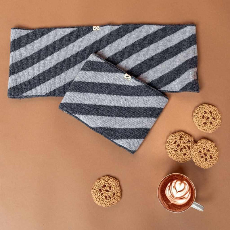 snood-moufles-gants-bonnet-bebe-enfant-papa-maman-chamaye-assorti-parent-enfant-bonnet-papa-fils-cadeau-fete-des-peres-bonnet-mere-fille-cadeau-naissance-maman-bebe-matchy-matchy-cadeau-original-famille-broderie-petit-loup-cadeau-jeune-papa-cool-cadeau-maman-bebe-maternite-original-cadeau-famille-protection-froid-bebe-hiver 